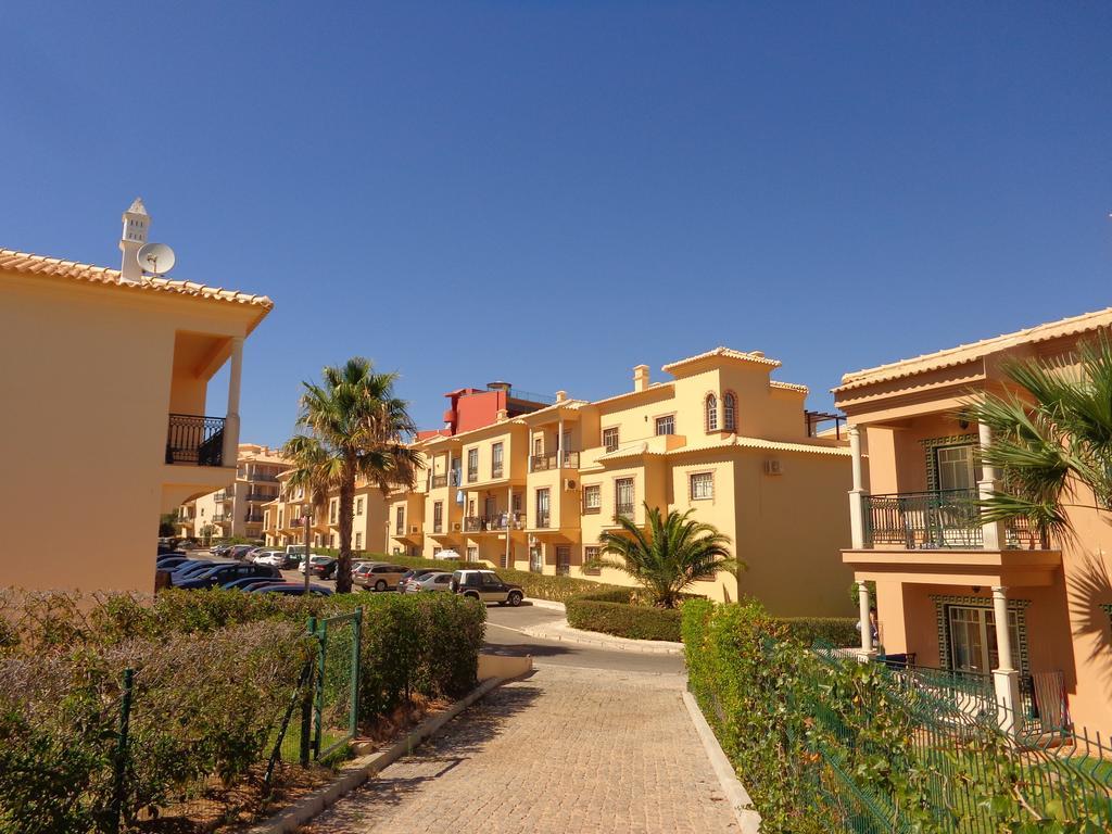 Appartement Bicos 101 By Check-In Portugal à Albufeira Chambre photo